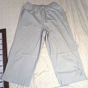 Alfred Dunner vintage 16 pale blue pin‎ stripe cotton elastic waist Capri pants